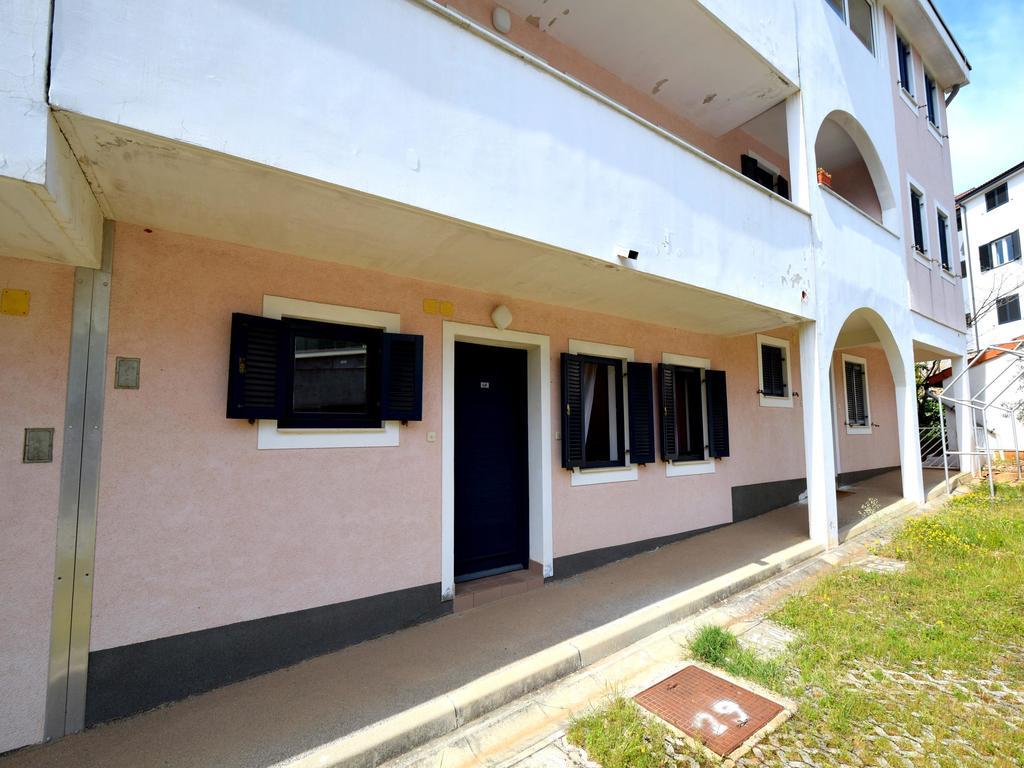 Apartment Oresic Malinska Exterior photo